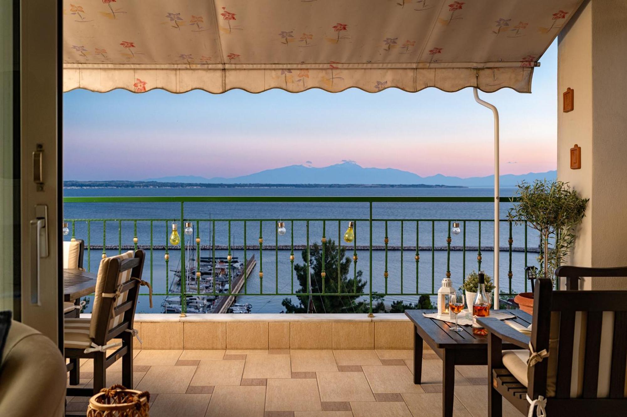 Apartment With Marina View Thessaloniki